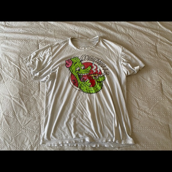 Vintage Other - Vintage Coachella shirt